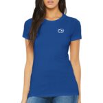 Playera Premium Ajuste Femenino Pictonemi Clásico - Modelo Joven Vistiendo la Playera en Color Azul Royal