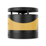 Imagen de la bocina Bluetooth con base de carga inalámbrica, mostrada desde un costado