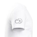 Detalle de la manga derecha con logo especial de Pictonemi estilo Sketch en base gris.