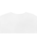 Acercamiento al cuello posterior de la playera Origin - Sketch Byncho para apreciar la calidad de las costuras y el tejido